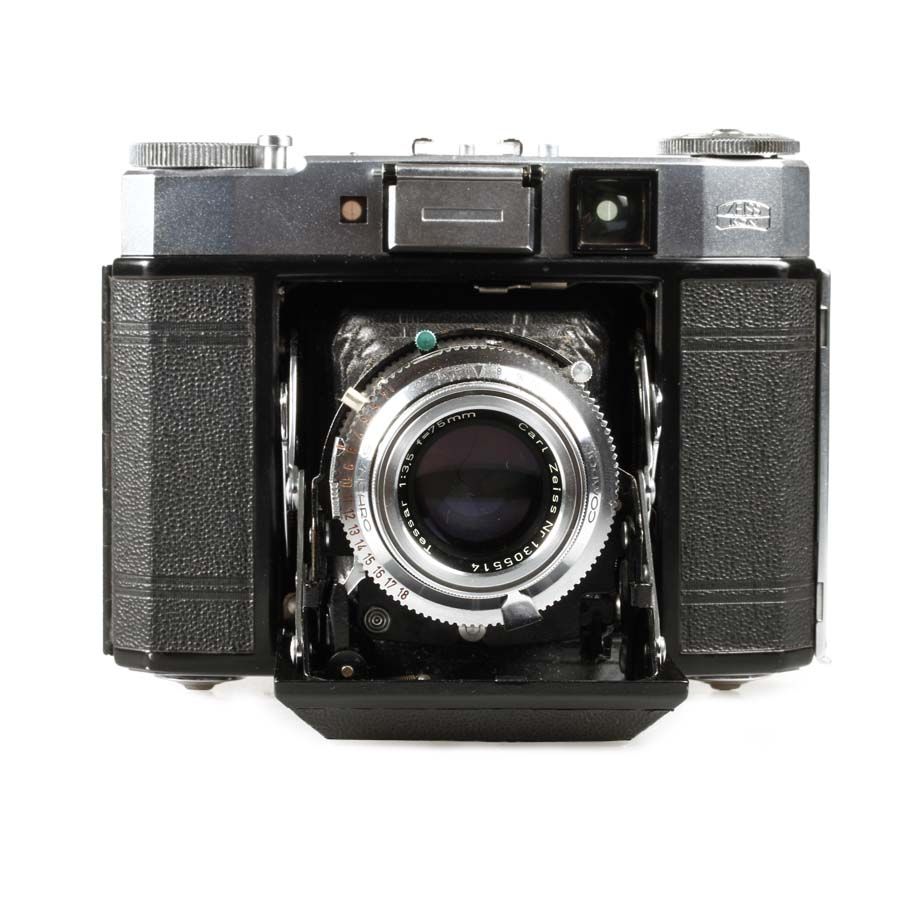Câmera analógica médio-formato Zeiss Ikon Super Ikonta (534/16) com lente Tessar 75mm f3.5 - USADO