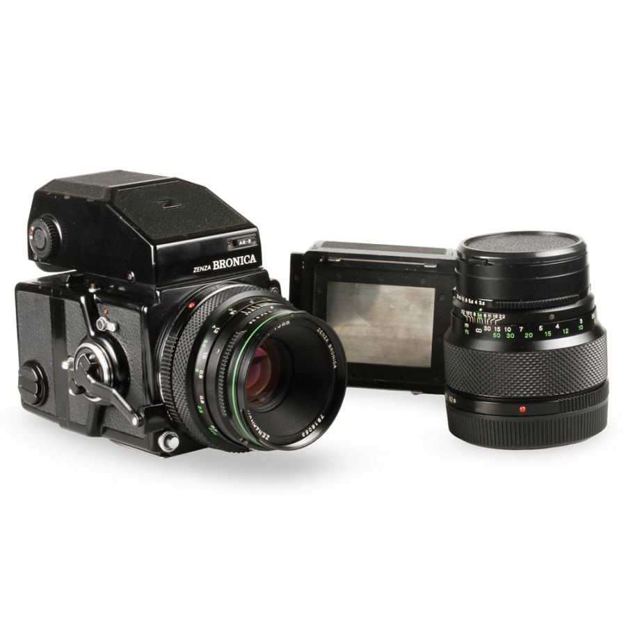 Câmera analógica médio formato Zenza Bronica ETRS + 75mm f2.8 + 105mm f3.5 + magazine extra - USADO