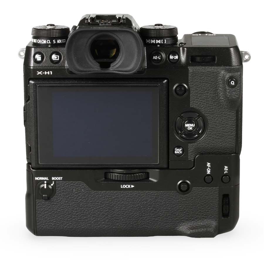 Câmera mirrorless Fujifilm X-H1 (com battery grip e flash) - USADO (7.656 disparos)