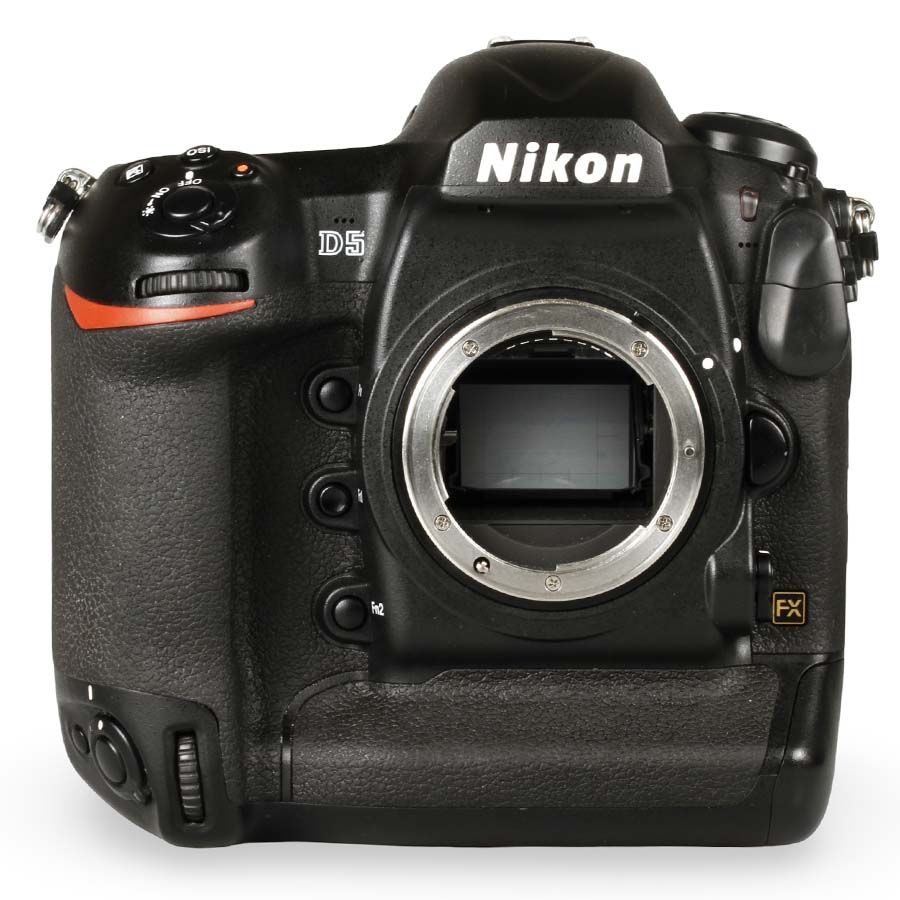 Câmera DSLR Nikon D5 (2 Slots CF) - USADO (53.960 disparos)