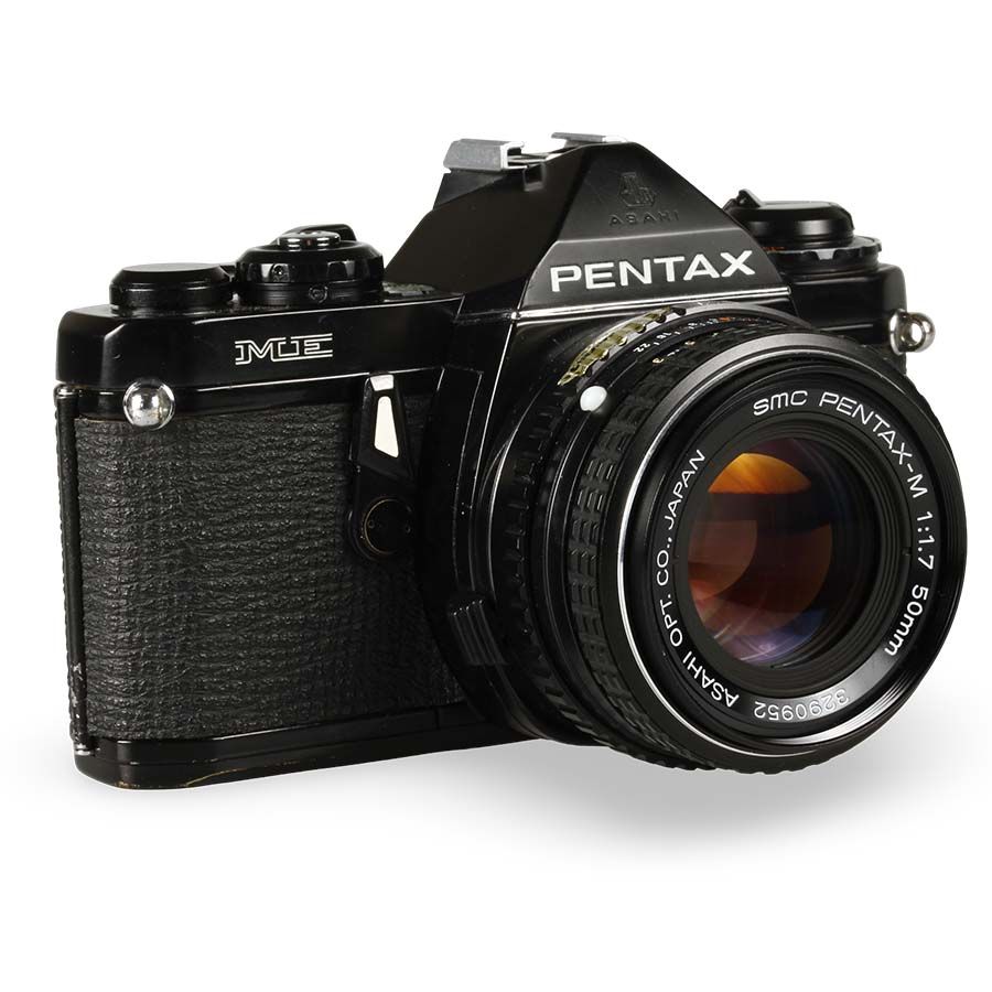 Câmera analógica 35mm Pentax ME com lente 50mm f1.7 - USADO