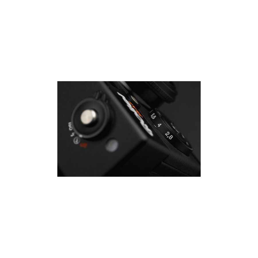 Câmera analógica 35mm Rollei 35AF (Preto)