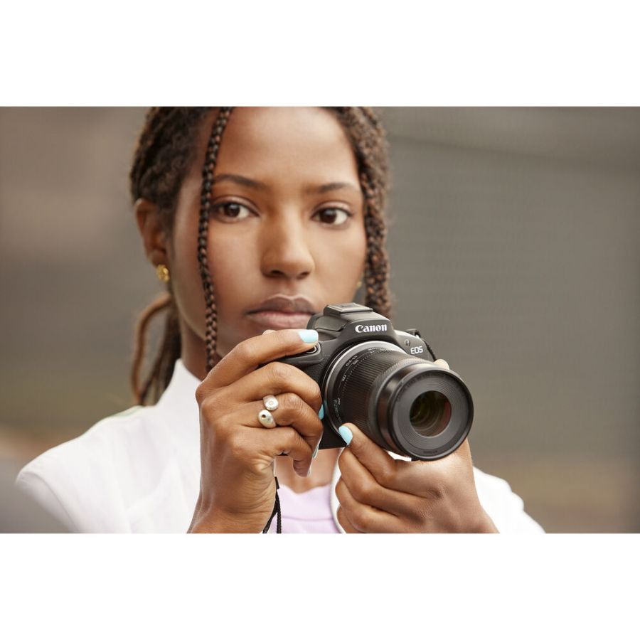 Câmera mirrorless Canon EOS R50 com RF-S 18-45mm IS STM (BRANCO)