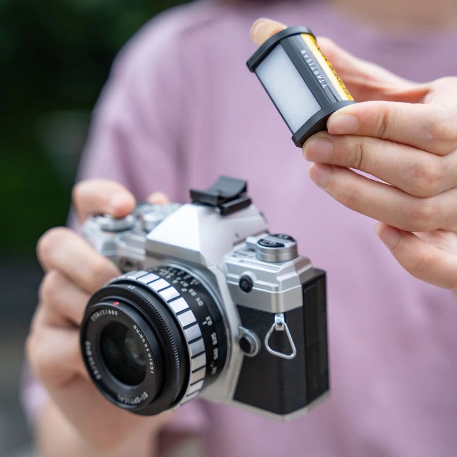 Mini iluminador de LED TTArtisan LIGHT com imã