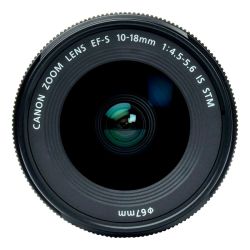 Objetiva Canon EF-S 10-18mm f4.5-5.6 IS STM