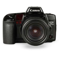 Câmera analógica 35mm Canon EOS 10QD com lente 35-135mm - USADO