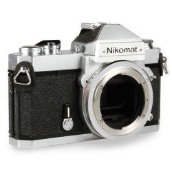 Câmera analógica 35mm Nikon Nikomat FT2 - USADO