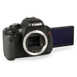 Câmera Canon EOS Rebel T3i - USADO